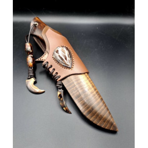 ВЕДМЕЖИЙ КІГОТЬ ІV ніж ручної роботи майстра Павла Гончаренка, ДІ90МП в ламінаті нержавіючої сталі 95х18 через мідь та латунь, 63 HRC. Photo 3